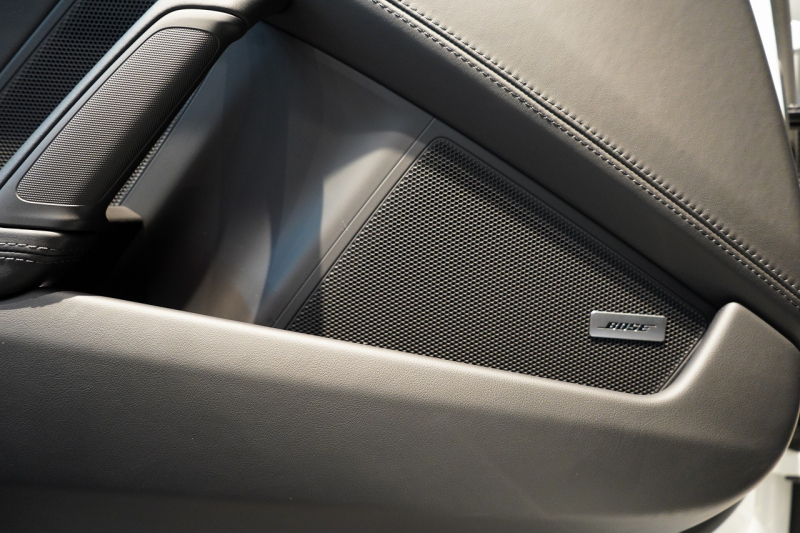 ポルシェ 911(Type992) Carrera T 6MT 後期モデル(992.2) ワンオーナー CarreraTエクステリアPKG スポーツデザインPKG HDマトリックスLEDヘッドライト 中古車 中古車