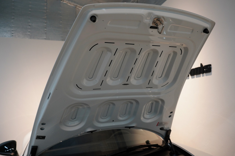 ポルシェ 911(Type992) Carrera T 6MT 後期モデル(992.2) ワンオーナー CarreraTエクステリアPKG スポーツデザインPKG HDマトリックスLEDヘッドライト 中古車 中古車