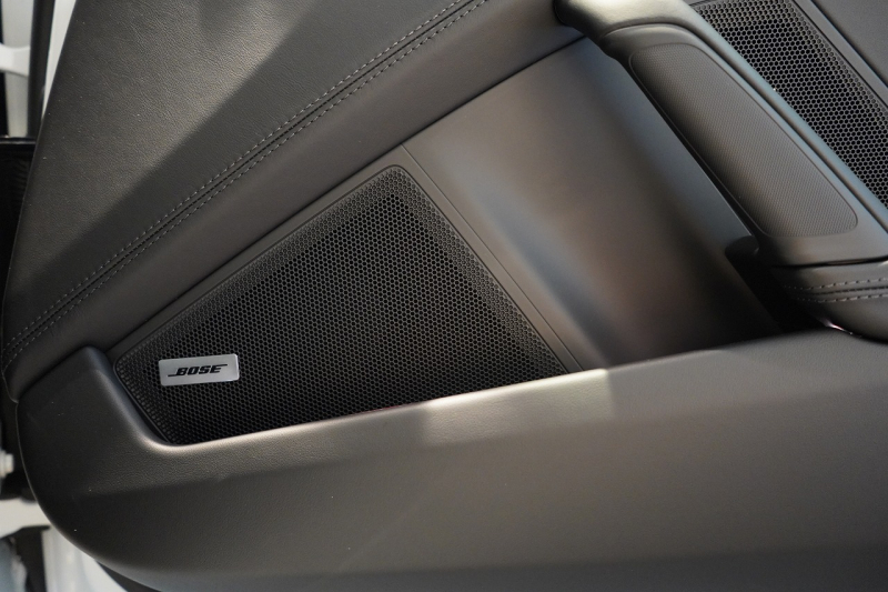 ポルシェ 911(Type992) Carrera T 6MT 後期モデル(992.2) ワンオーナー CarreraTエクステリアPKG スポーツデザインPKG HDマトリックスLEDヘッドライト 中古車 中古車