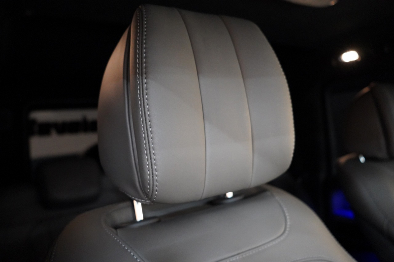 メルセデスベンツ Gクラス G450d Launch Edition  1オーナー ナイトPKG仕様 WALD24インチホイール 電動サイドステップ 中古車 中古車