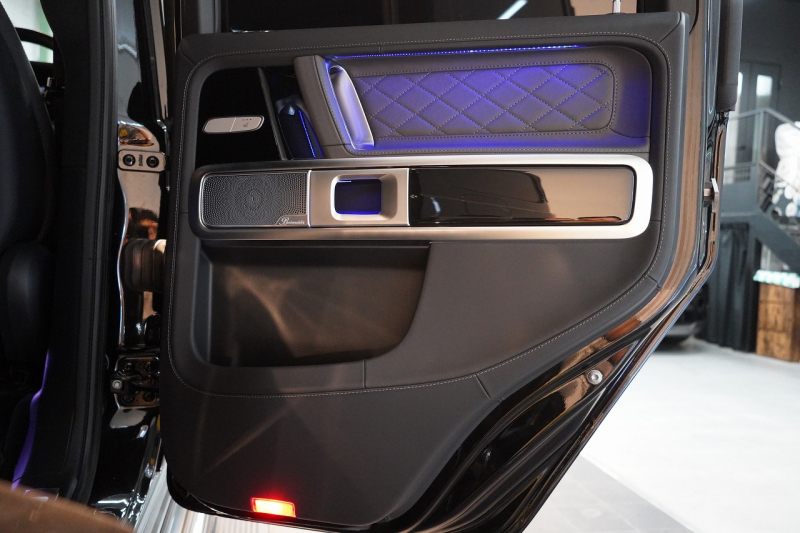メルセデスベンツ Gクラス G450d Launch Edition  1オーナー ナイトPKG仕様 WALD24インチホイール 電動サイドステップ 中古車 中古車