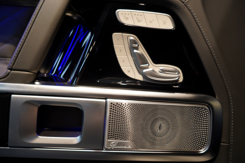 メルセデスベンツ Gクラス G450d Launch Edition  1オーナー ナイトPKG仕様 WALD24インチホイール 電動サイドステップ 中古車 中古車