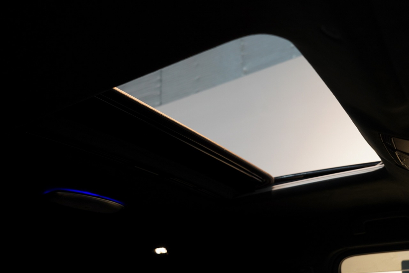 メルセデスベンツ Gクラス G450d Launch Edition  1オーナー ナイトPKG仕様 WALD24インチホイール 電動サイドステップ 中古車 中古車