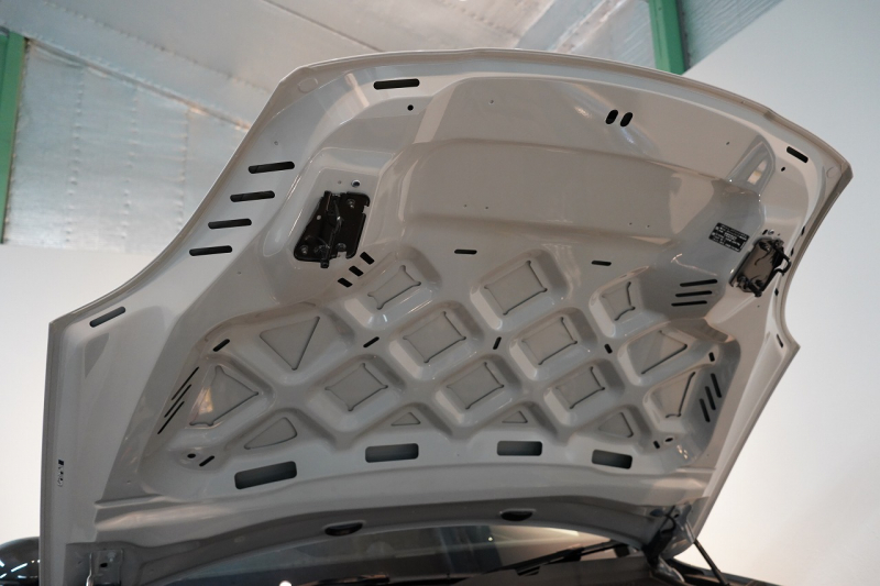 ポルシェ カイエンクーペ GTS TiptronicS ライトウエイトスポーツPKG PDLS+LEDヘッドライト 4ゾーンオートエアコン 中古車 中古車