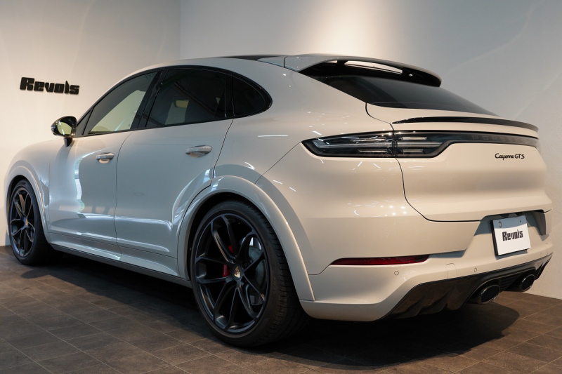 ポルシェ カイエンクーペ GTS TiptronicS ライトウエイトスポーツPKG PDLS+LEDヘッドライト 4ゾーンオートエアコン 中古車 中古車