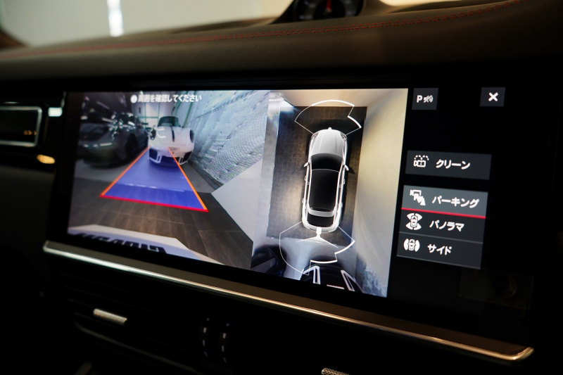 ポルシェ カイエンクーペ GTS TiptronicS ライトウエイトスポーツPKG PDLS+LEDヘッドライト 4ゾーンオートエアコン 中古車 中古車