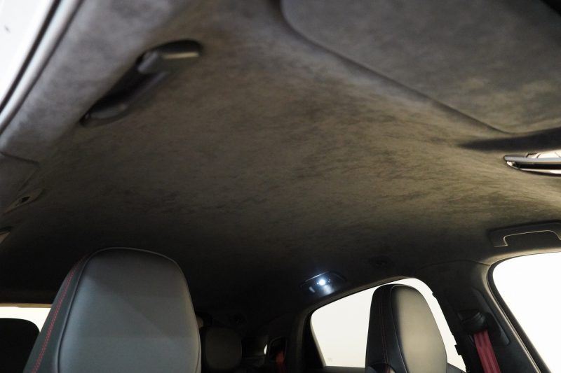 ポルシェ カイエンクーペ GTS TiptronicS ライトウエイトスポーツPKG PDLS+LEDヘッドライト 4ゾーンオートエアコン 中古車 中古車