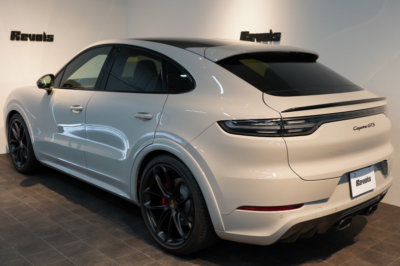 ポルシェ カイエンクーペ GTS TiptronicS ライトウエイトスポーツPKG PDLS+LEDヘッドライト 4ゾーンオートエアコン 中古車 中古車