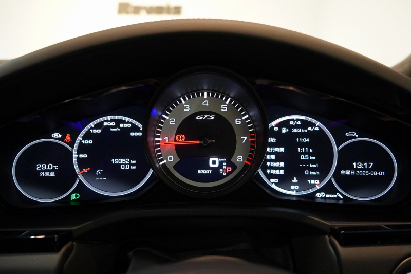 ポルシェ カイエンクーペ GTS TiptronicS ライトウエイトスポーツPKG PDLS+LEDヘッドライト 4ゾーンオートエアコン 中古車 中古車