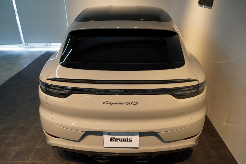 ポルシェ カイエンクーペ GTS TiptronicS ライトウエイトスポーツPKG PDLS+LEDヘッドライト 4ゾーンオートエアコン 中古車 中古車