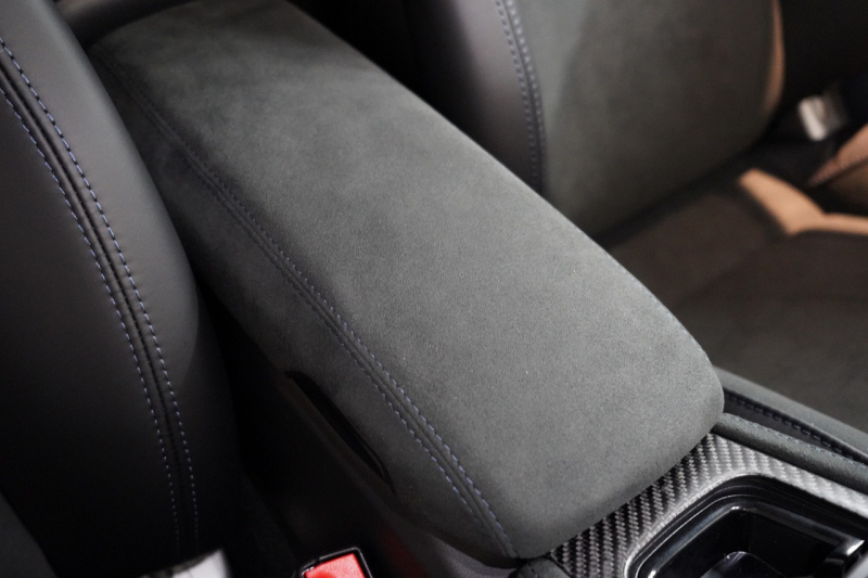 ポルシェ 718 ケイマン GT4RS ワンオーナー OP511万 ヴァイザッハPKG クロノPKG PCCB Fリフト レザーインテリア LEDヘッドライト 中古車 中古車