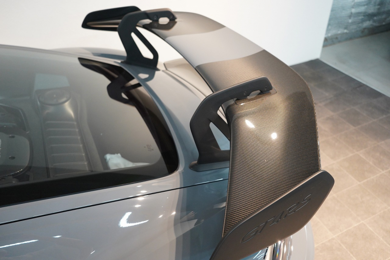 ポルシェ 718 ケイマン GT4RS ワンオーナー OP511万 ヴァイザッハPKG クロノPKG PCCB Fリフト レザーインテリア LEDヘッドライト 中古車 中古車