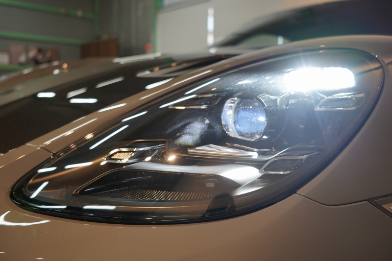 ポルシェ 718 ケイマン GT4RS ワンオーナー OP511万 ヴァイザッハPKG クロノPKG PCCB Fリフト レザーインテリア LEDヘッドライト 中古車 中古車