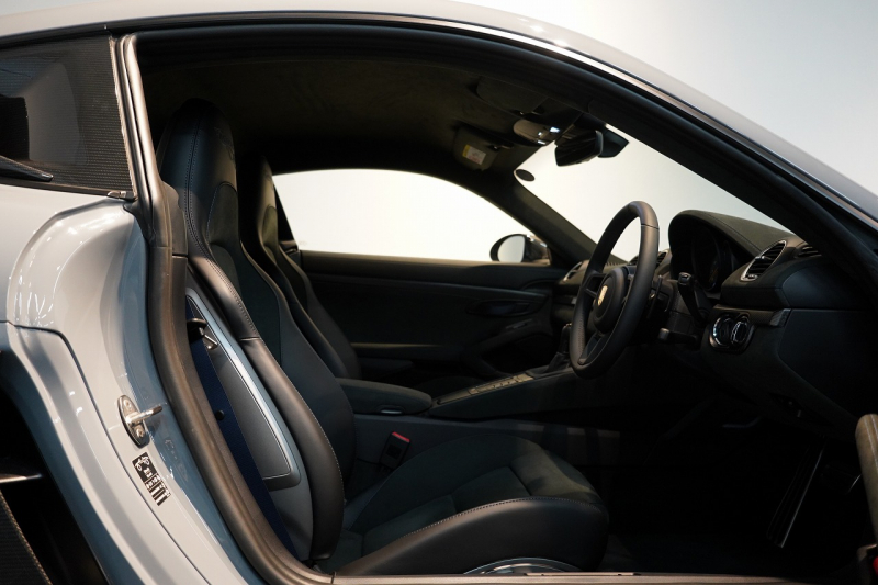 ポルシェ 718 ケイマン GT4RS ワンオーナー OP511万 ヴァイザッハPKG クロノPKG PCCB Fリフト レザーインテリア LEDヘッドライト 中古車 中古車