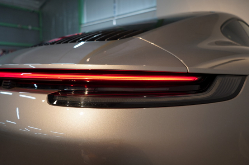 ポルシェ 911(Type992) Carrera T 7MT 左H OP245万 Fリフト リアアクスルステア CarreraTインテリア BOSEサウンド 新車保証&PSMP3年付 中古車 中古車