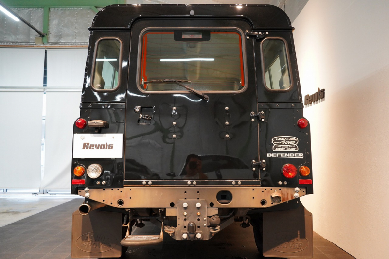 ランドローバー ディフェンダー 110 XS AT換装 純正LEDヘッドランプ 純正サイドステップ サントリーニブラック 中古車 中古車