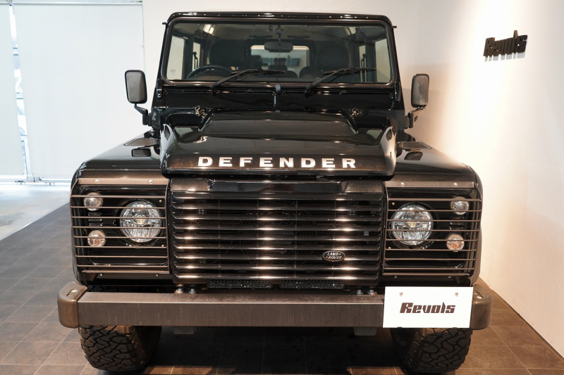 ランドローバー ディフェンダー 110 XS AT換装 純正LEDヘッドランプ 純正サイドステップ サントリーニブラック 中古車 中古車