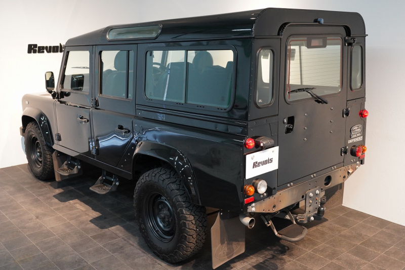 ランドローバー ディフェンダー 110 XS AT換装 純正LEDヘッドランプ 純正サイドステップ サントリーニブラック 中古車 中古車