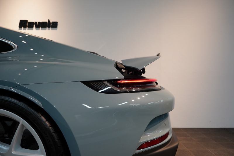 ポルシェ 911(Type992) S/T 左H 世界限定1963台 OP540万 60Years911ヘリテージデザインPKG Fリフト クロノPKG OPカラーショアブル―メタリック BOSE 中古車 中古車