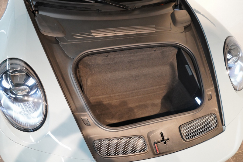 ポルシェ 911(Type992) S/T 左H 世界限定1963台 OP540万 60Years911ヘリテージデザインPKG Fリフト クロノPKG OPカラーショアブル―メタリック BOSE 中古車 中古車