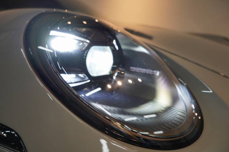 ポルシェ 911(Type992) S/T 左H 世界限定1963台 OP540万 60Years911ヘリテージデザインPKG Fリフト クロノPKG OPカラーショアブル―メタリック BOSE 中古車 中古車