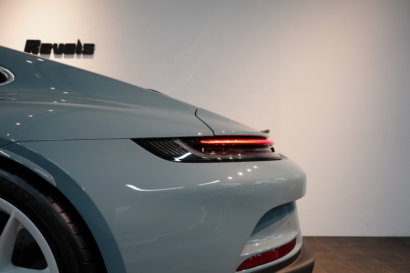 ポルシェ 911(Type992) S/T 左H 世界限定1963台 OP540万 60Years911ヘリテージデザインPKG Fリフト クロノPKG OPカラーショアブル―メタリック BOSE 中古車 中古車