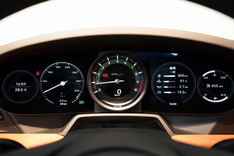 ポルシェ 911(Type992) S/T 左H 世界限定1963台 OP540万 60Years911ヘリテージデザインPKG Fリフト クロノPKG OPカラーショアブル―メタリック BOSE 中古車 中古車