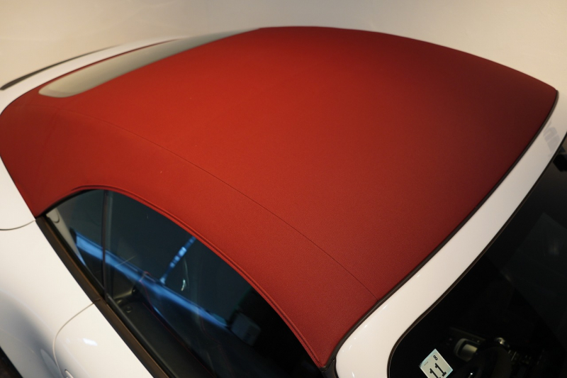 ポルシェ 911(Type991.1) Carrera 4 GTS Cabriolet PDK GTSインテリアPKG カーボンインテリアPKG キャララホワイト 禁煙車 中古車 中古車