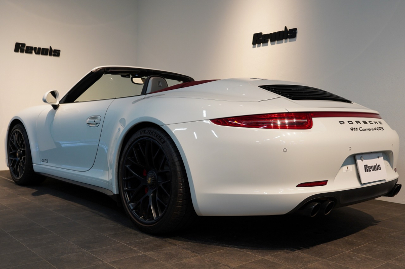 ポルシェ 911(Type991.1) Carrera 4 GTS Cabriolet PDK GTSインテリアPKG カーボンインテリアPKG キャララホワイト 禁煙車 中古車 中古車
