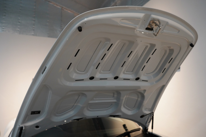 ポルシェ 911(Type991.1) Carrera 4 GTS Cabriolet PDK GTSインテリアPKG カーボンインテリアPKG キャララホワイト 禁煙車 中古車 中古車