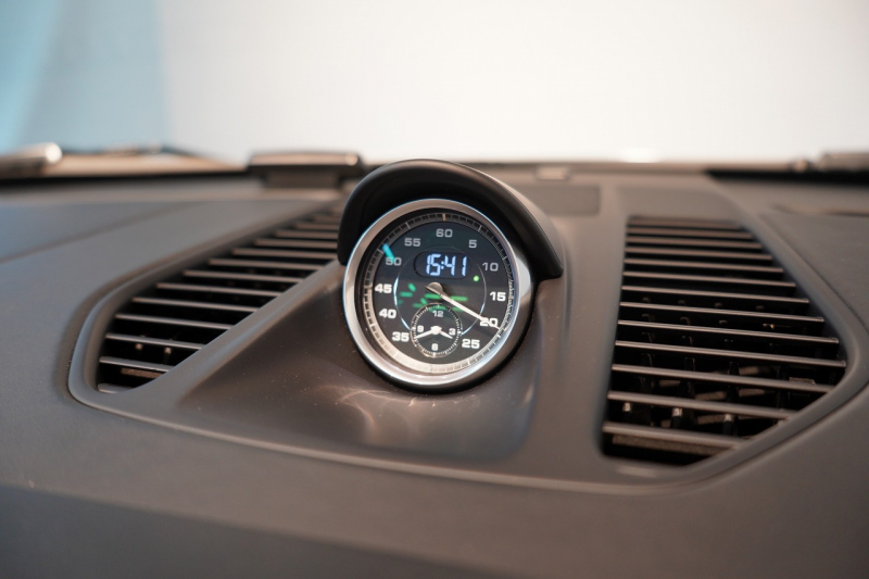 ポルシェ 911(Type991.1) Carrera 4 GTS Cabriolet PDK GTSインテリアPKG カーボンインテリアPKG キャララホワイト 禁煙車 中古車 中古車