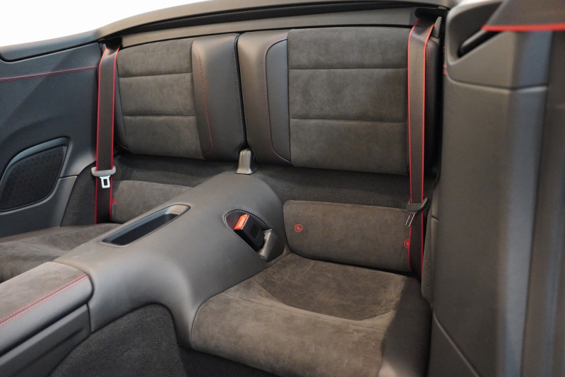 ポルシェ 911(Type991.1) Carrera 4 GTS Cabriolet PDK GTSインテリアPKG カーボンインテリアPKG キャララホワイト 禁煙車 中古車 中古車