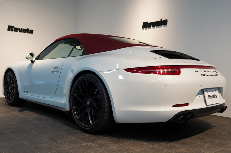 ポルシェ 911(Type991.1) Carrera 4 GTS Cabriolet PDK GTSインテリアPKG カーボンインテリアPKG キャララホワイト 禁煙車 中古車 中古車