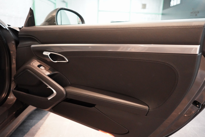 ポルシェ 911(Type991.1) 911Carrera S NA最終モデル スポーツクロノ&エグゾースト サンルーフ オールレザーインテリア アゲートグレー  中古車