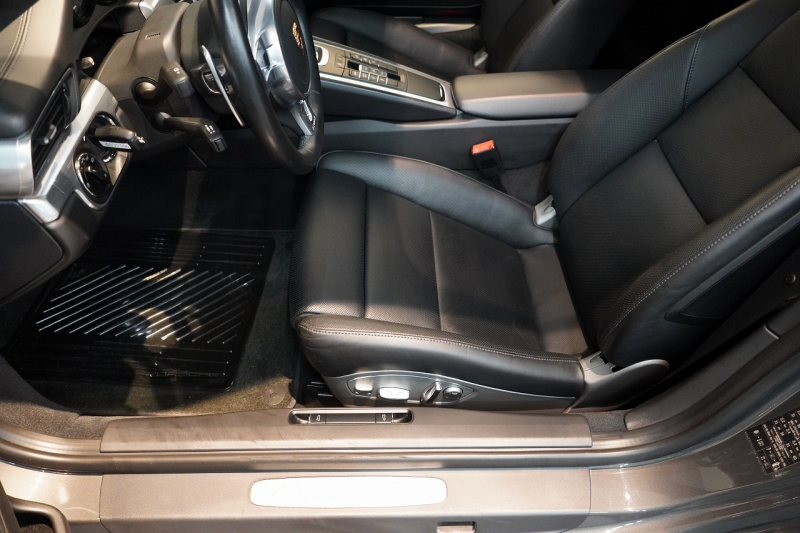 ポルシェ 911(Type991.1) 911Carrera S NA最終モデル スポーツクロノ&エグゾースト サンルーフ オールレザーインテリア アゲートグレー  中古車