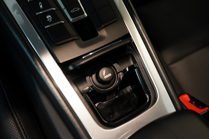 ポルシェ 911(Type991.1) 911Carrera S NA最終モデル スポーツクロノ&エグゾースト サンルーフ オールレザーインテリア アゲートグレー  中古車