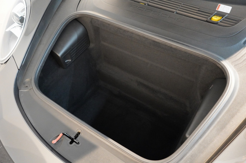 ポルシェ 911(Type991.1) 911Carrera S NA最終モデル スポーツクロノ&エグゾースト サンルーフ オールレザーインテリア アゲートグレー  中古車