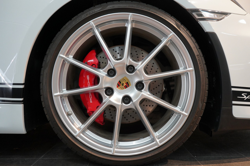 ポルシェ ボクスター(Type981) Spyder 6MT カーボンインテリア カーボンフルバケットシート キャララホワイトメタリック 中古車 中古車