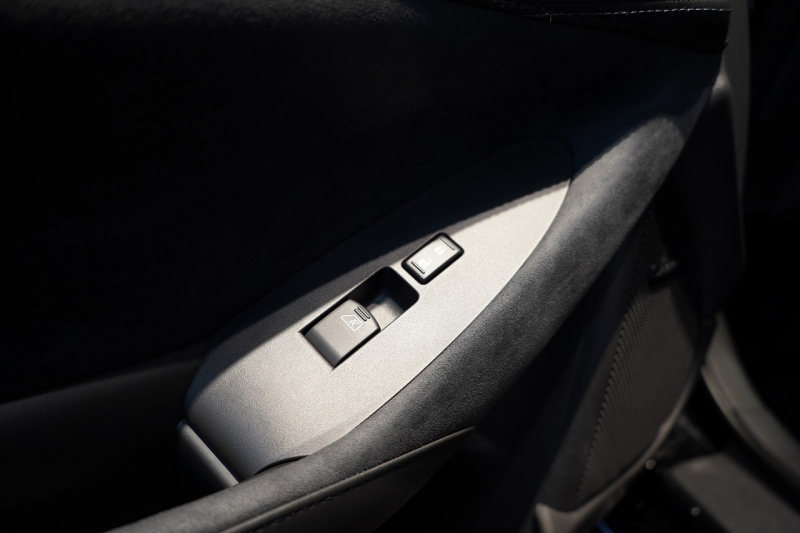 日産 フェアレディZ NISMO ミッドナイトブラックパール NISMOフロアマット&トランクマット 専用RAYS19インチ鍛造ホイール 中古車 中古車