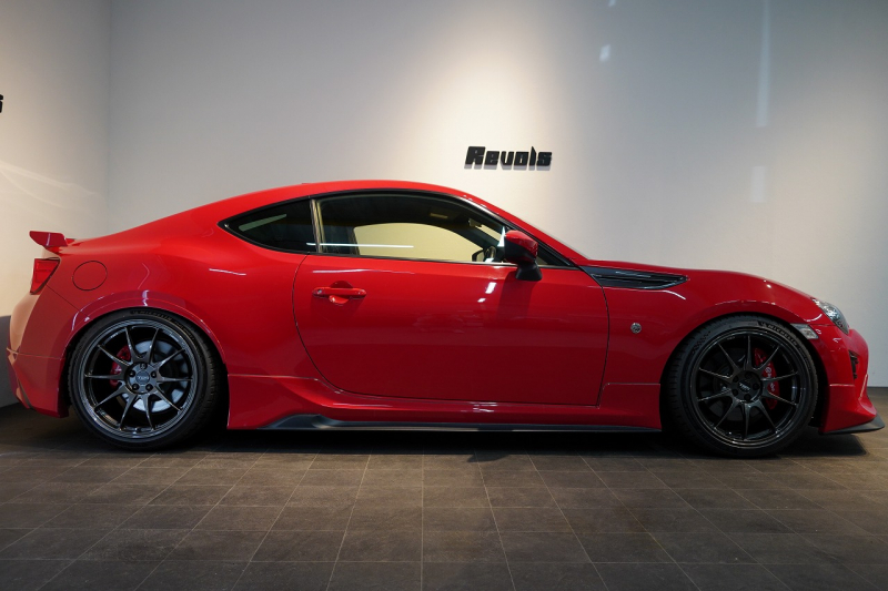 トヨタ 86 GT 6MT 後期モデル HKSスーパーチャージャー&マフラー KW/STドリキンモデル車高調 TRDエアロ bremboブレーキ 中古車 中古車