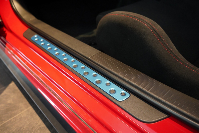 トヨタ 86 GT 6MT 後期モデル HKSスーパーチャージャー&マフラー KW/STドリキンモデル車高調 TRDエアロ bremboブレーキ 中古車 中古車