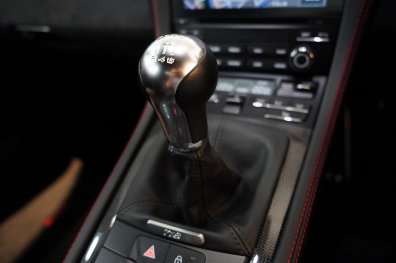 ポルシェ 718 ボクスター GTS 6MT スポーツデザイン&GTSインテリア&カーボンインテリアPKG 20インチ911turboホイール BOSEサウンド 禁煙車 中古車 中古車