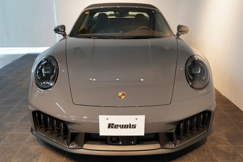 ポルシェ 911(Type992) Targa 4 GTS 992.2後期モデル 1オーナー Sport DesignPKGカーボン PCCB クラブレザーインテリア 中古車 中古車