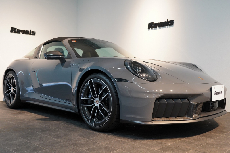 ポルシェ 911(Type992) Targa 4 GTS 992.2後期モデル 1オーナー Sport DesignPKGカーボン PCCB クラブレザーインテリア 中古車 中古車