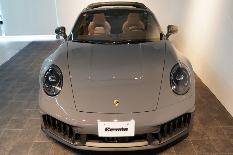 ポルシェ 911(Type992) Targa 4 GTS 992.2後期モデル 1オーナー Sport DesignPKGカーボン PCCB クラブレザーインテリア 中古車 中古車
