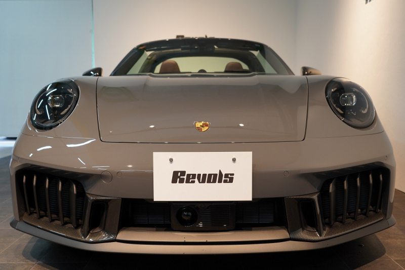 ポルシェ 911(Type992) Targa 4 GTS 992.2後期モデル 1オーナー Sport DesignPKGカーボン PCCB クラブレザーインテリア 中古車 中古車