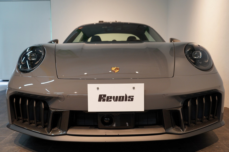 ポルシェ 911(Type992) Targa 4 GTS 992.2後期モデル 1オーナー Sport DesignPKGカーボン PCCB クラブレザーインテリア 中古車 中古車