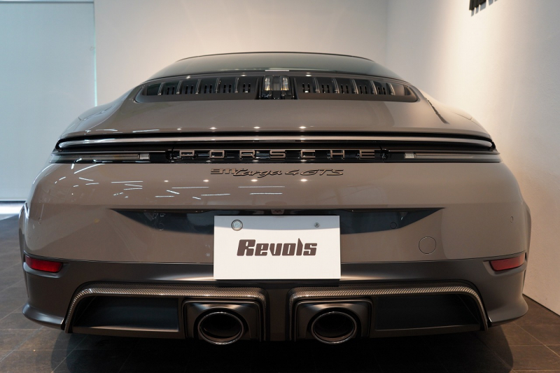 ポルシェ 911(Type992) Targa 4 GTS 992.2後期モデル 1オーナー Sport DesignPKGカーボン PCCB クラブレザーインテリア 中古車 中古車