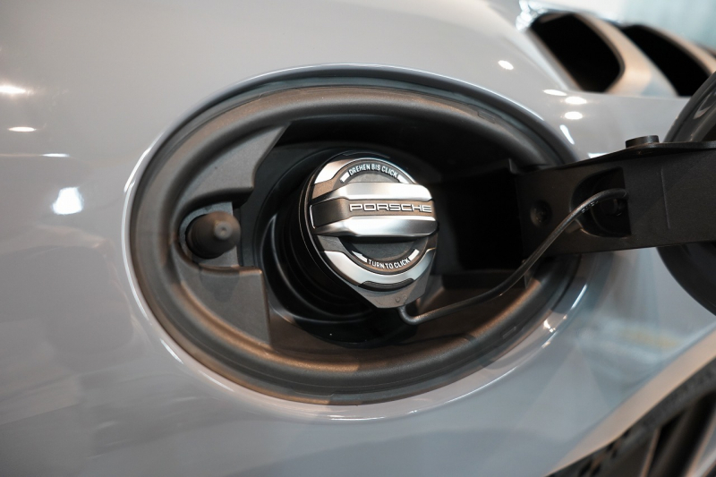 ポルシェ 718 ケイマン GT4RS OP739万 マグネシウムホイール ヴァイザッハPKG クロノPKG PCCB Fリフト BOSEサウンド 中古車 中古車