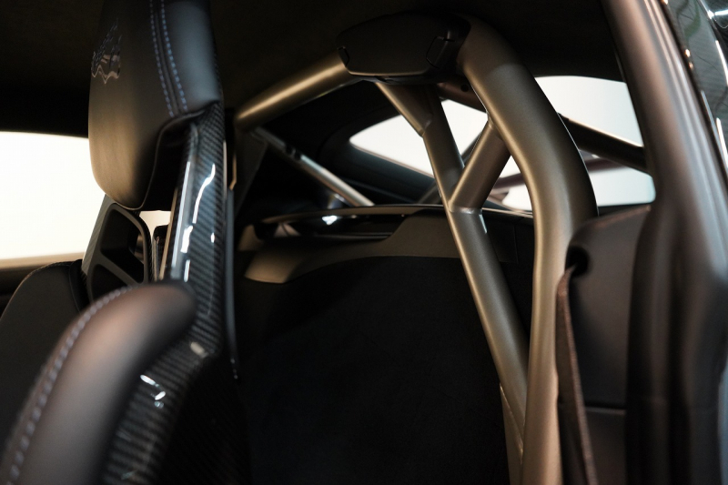 ポルシェ 718 ケイマン GT4RS OP739万 マグネシウムホイール ヴァイザッハPKG クロノPKG PCCB Fリフト BOSEサウンド 中古車 中古車